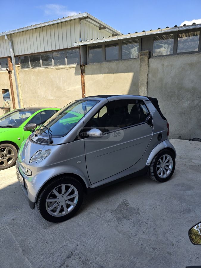 Smart fortwo Cabrio 2005 — photo 2