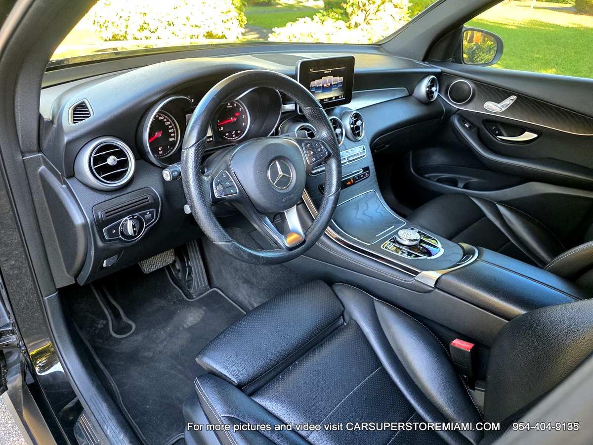 Mercedes-Benz GLC 300 2017 — photo 2