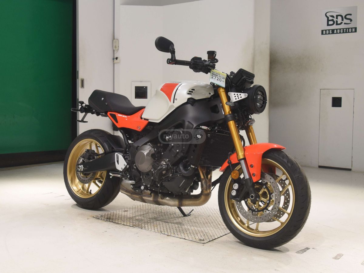 Yamaha XSR900
