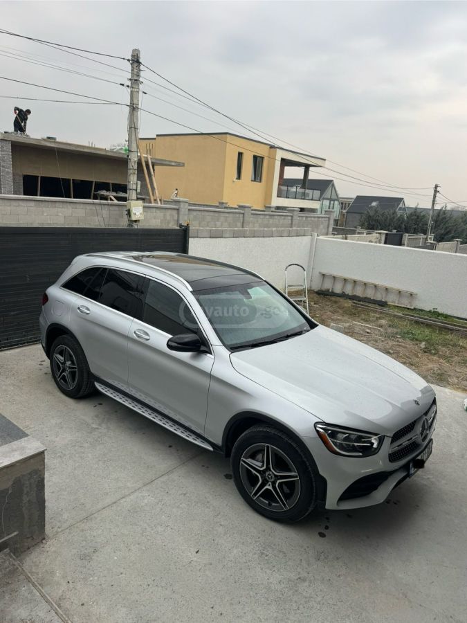 Mercedes-Benz GLC 300 2020 — photo 2