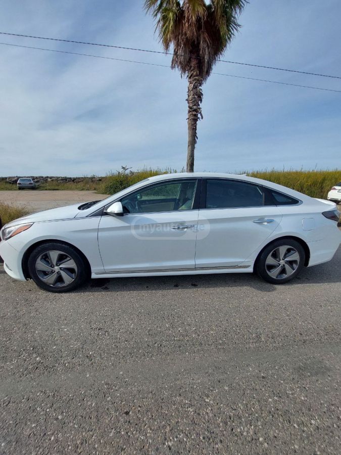 Hyundai Sonata 2015 — photo 2