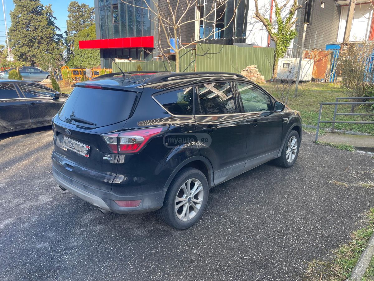 Ford Escape 2017 — photo 2
