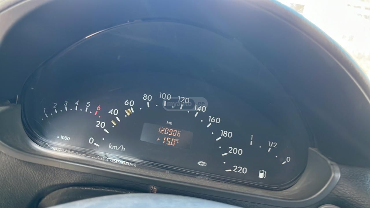 Mercedes-Benz A 160 2001 — photo 2
