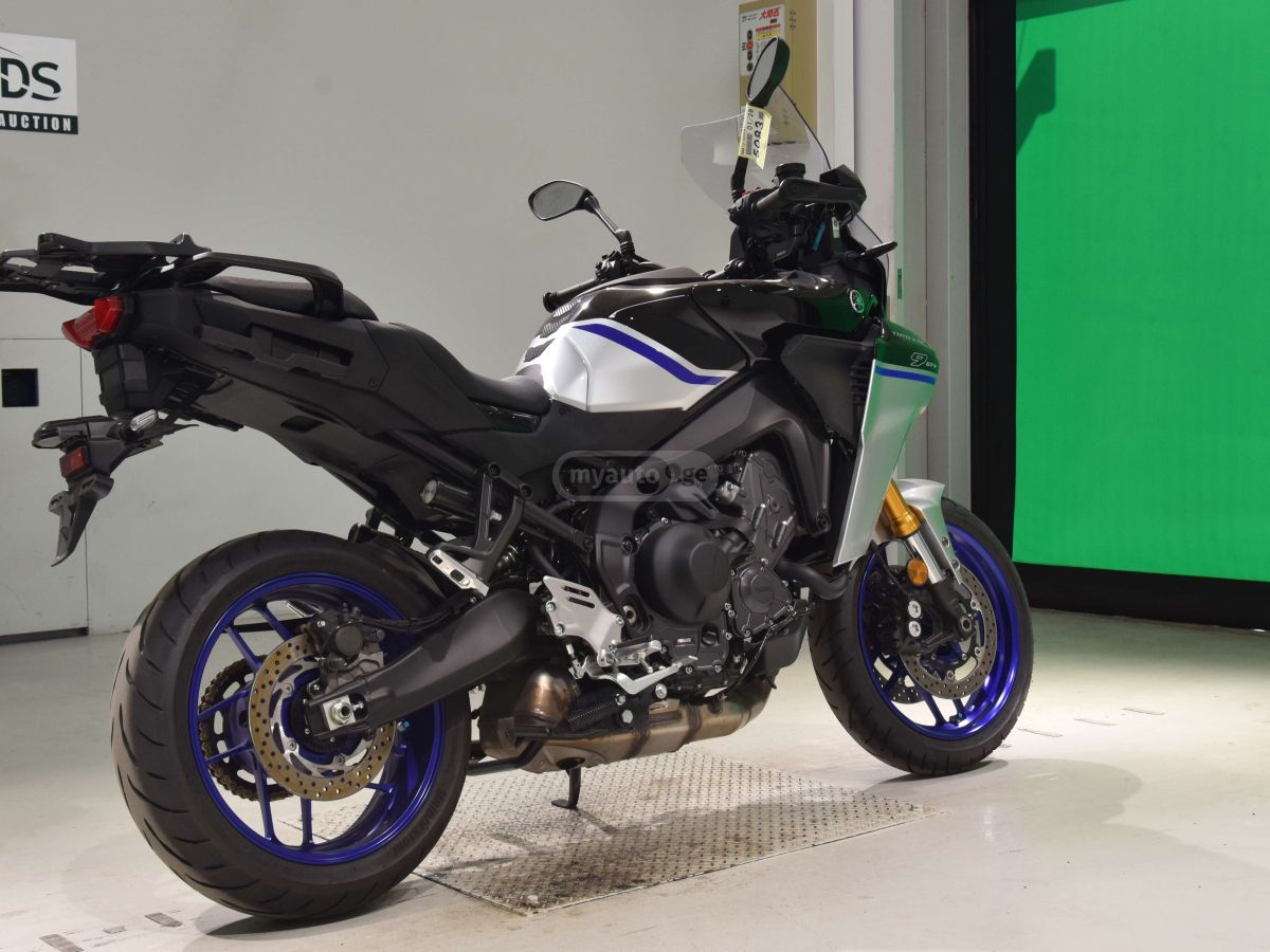 Yamaha MT-09 Tracer (FJ-09) 2025 — photo 2