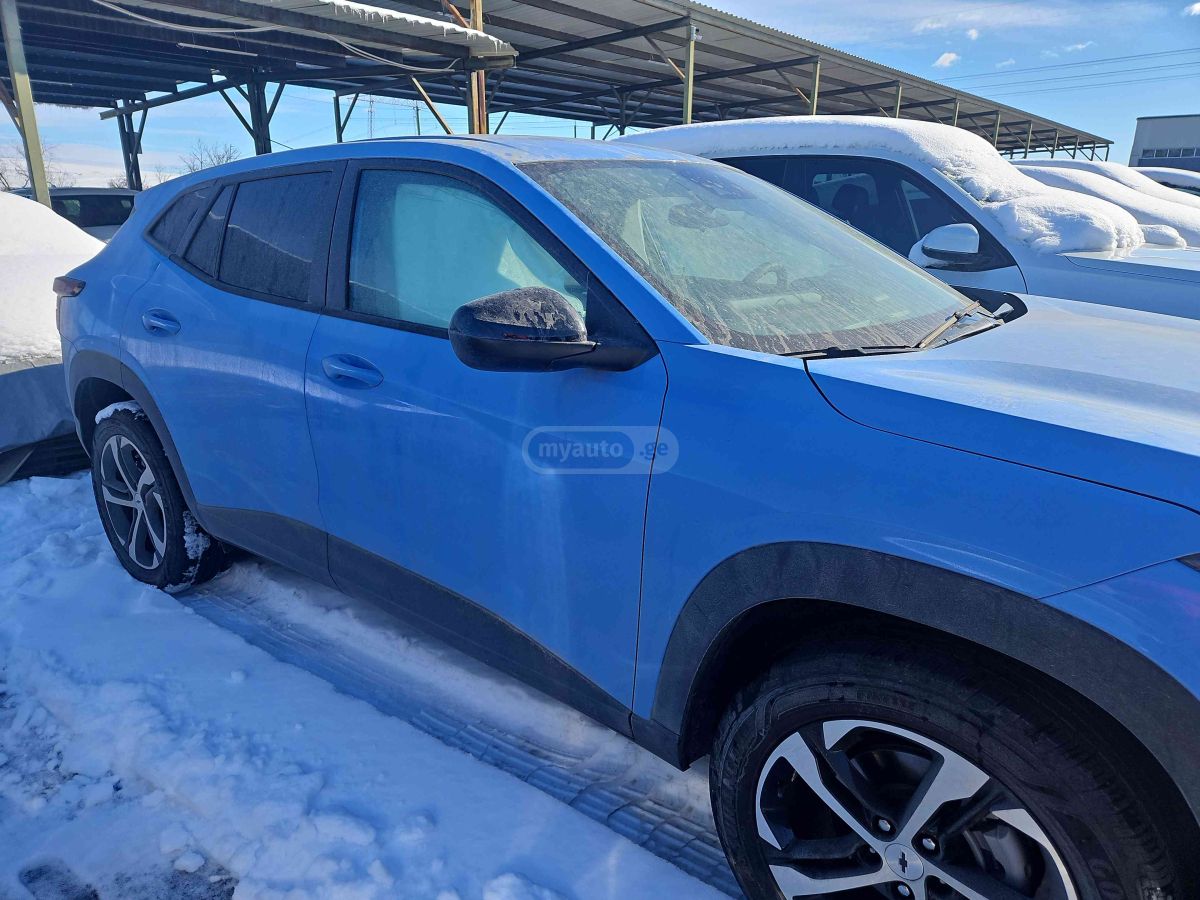 Chevrolet Trax 2024 — photo 2