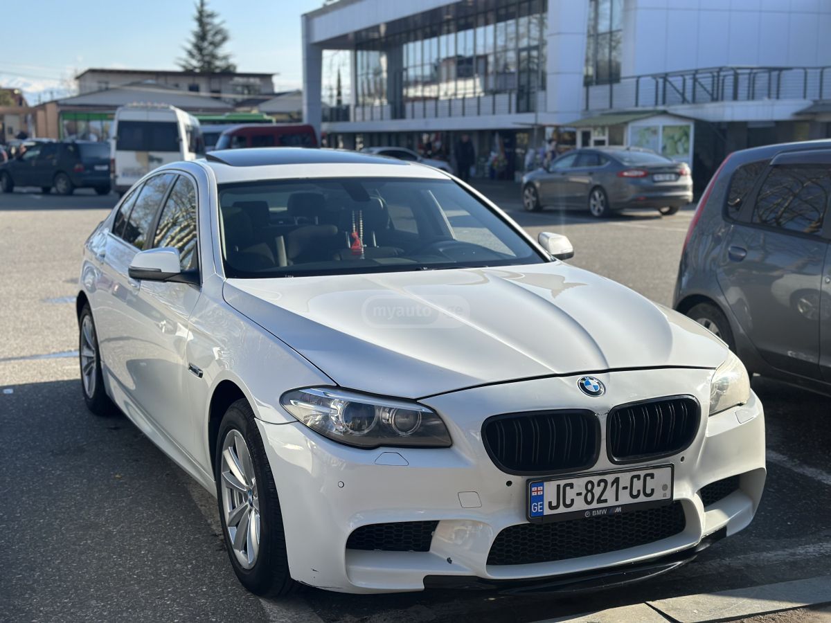 BMW 528