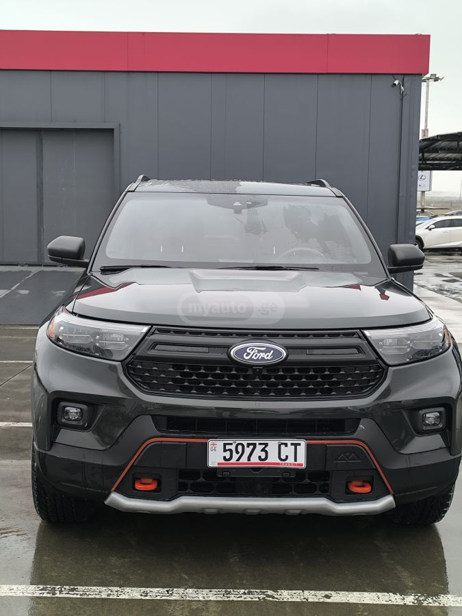 Ford Explorer