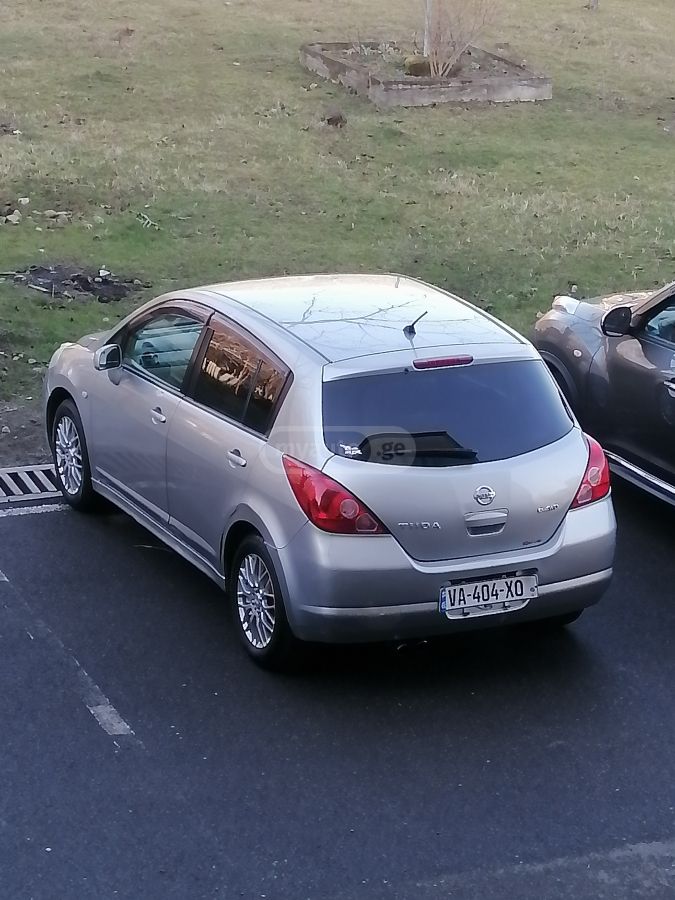 Nissan Tiida