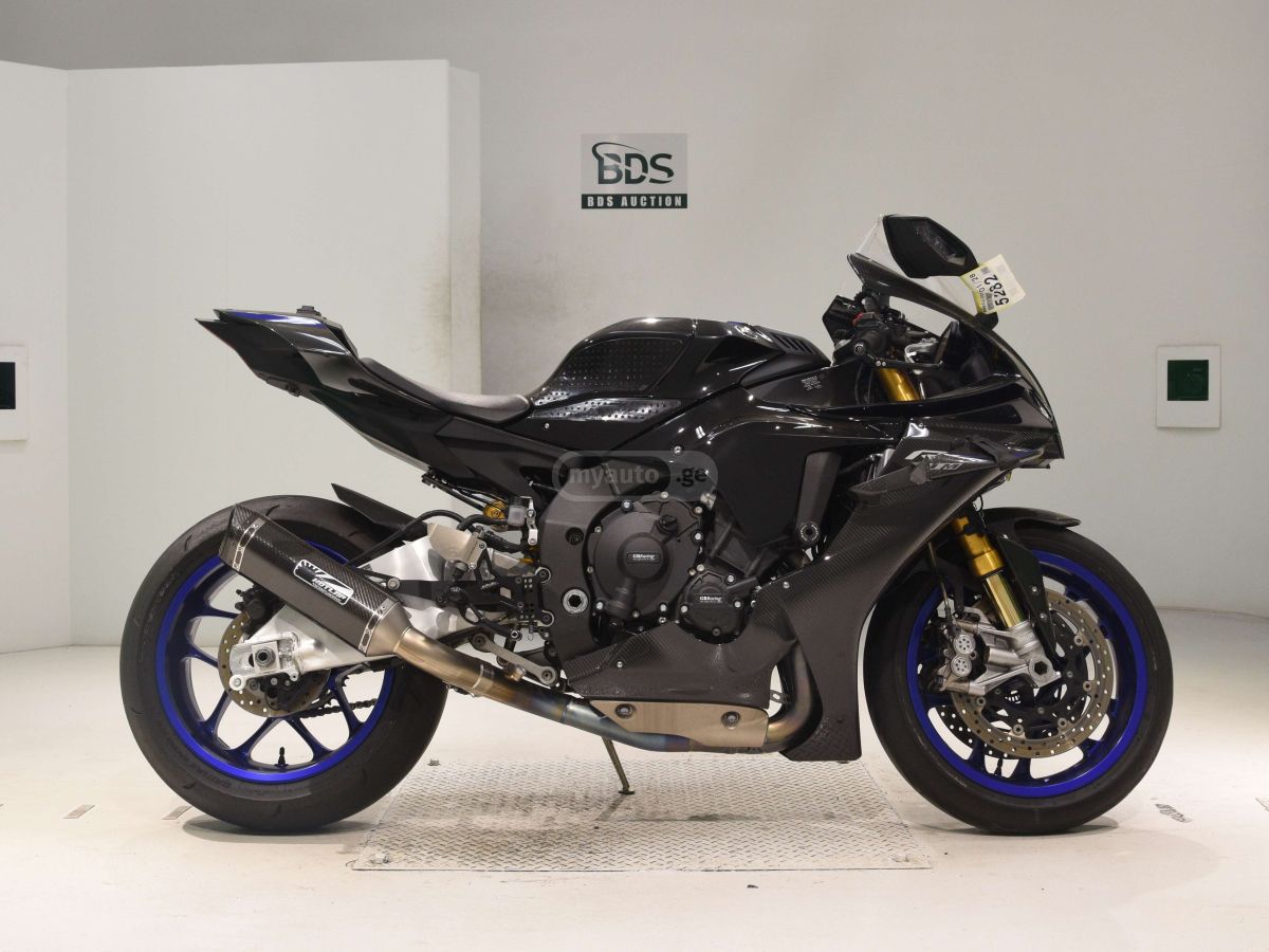Yamaha YZF-R1 2020 — photo 2