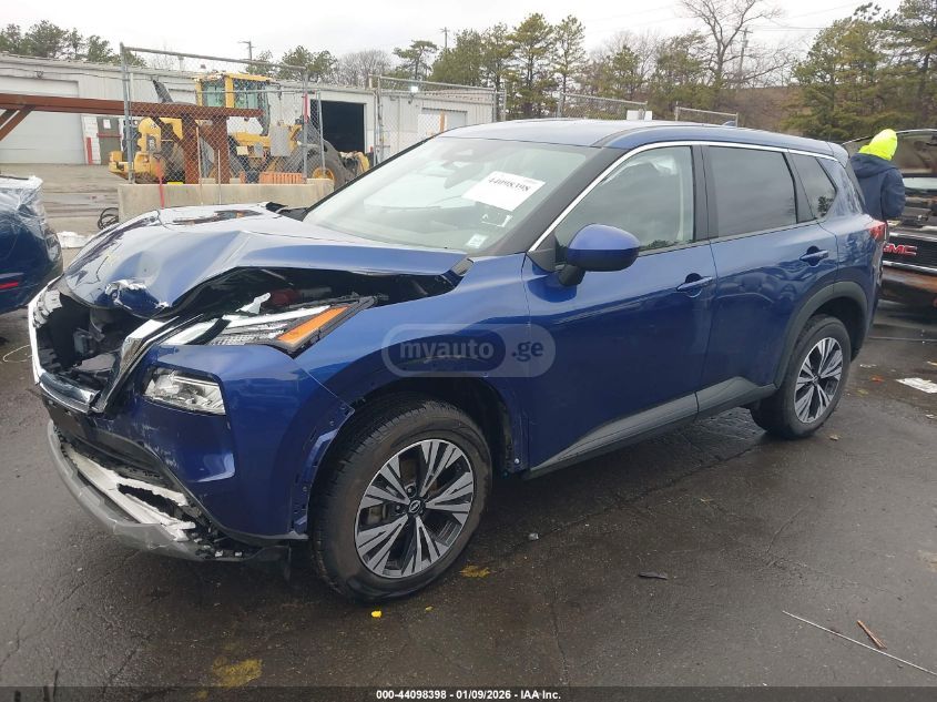 Nissan Rogue 2023 — photo 2
