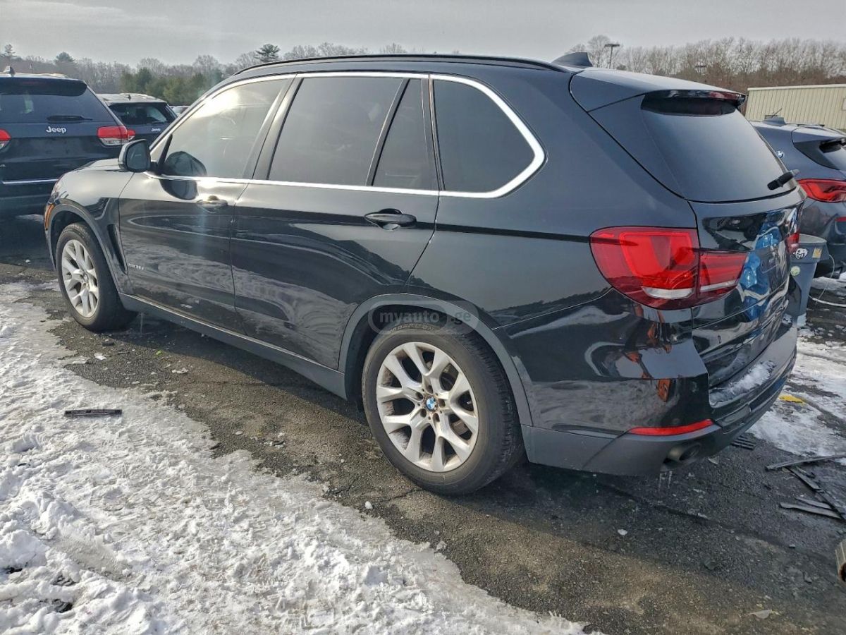 BMW X5 2016 — photo 2
