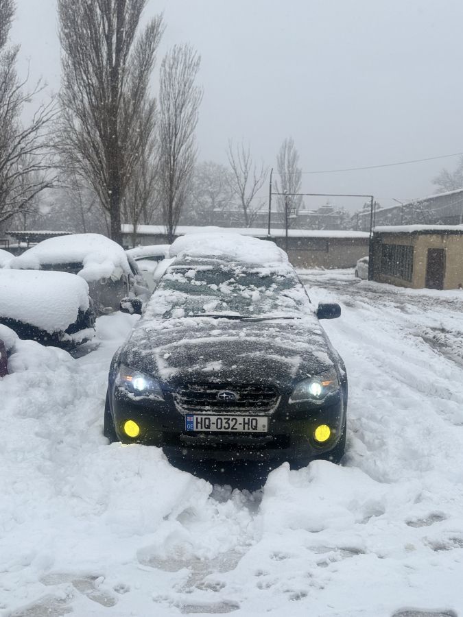 Subaru Outback 2004 — photo 2