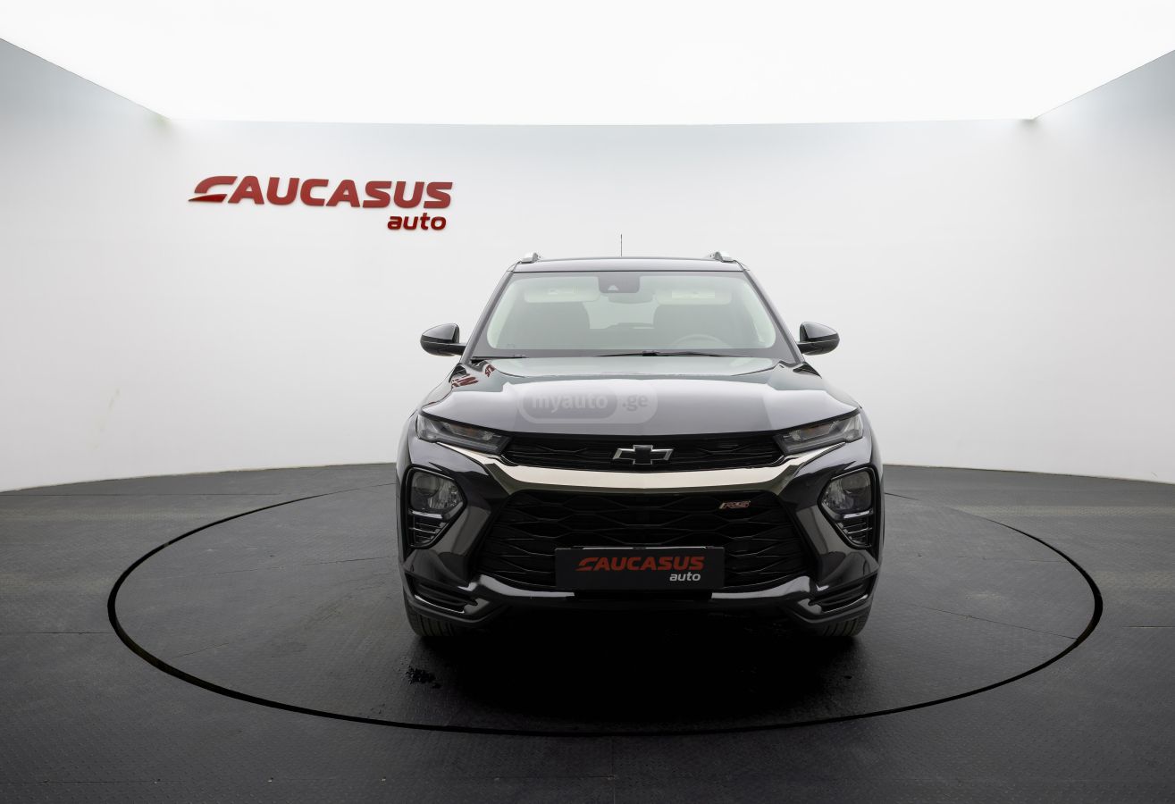 Chevrolet Trailblazer 2023 — photo 2