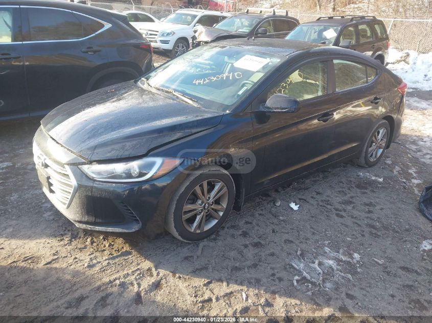 Hyundai Elantra 2017 — photo 2