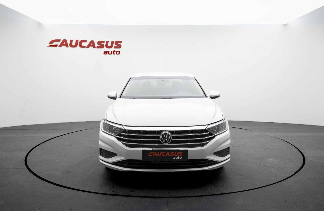 Volkswagen Jetta 2021 — photo 2