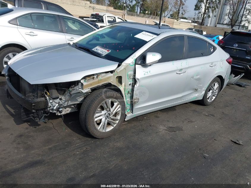 Hyundai Elantra 2020 — photo 2