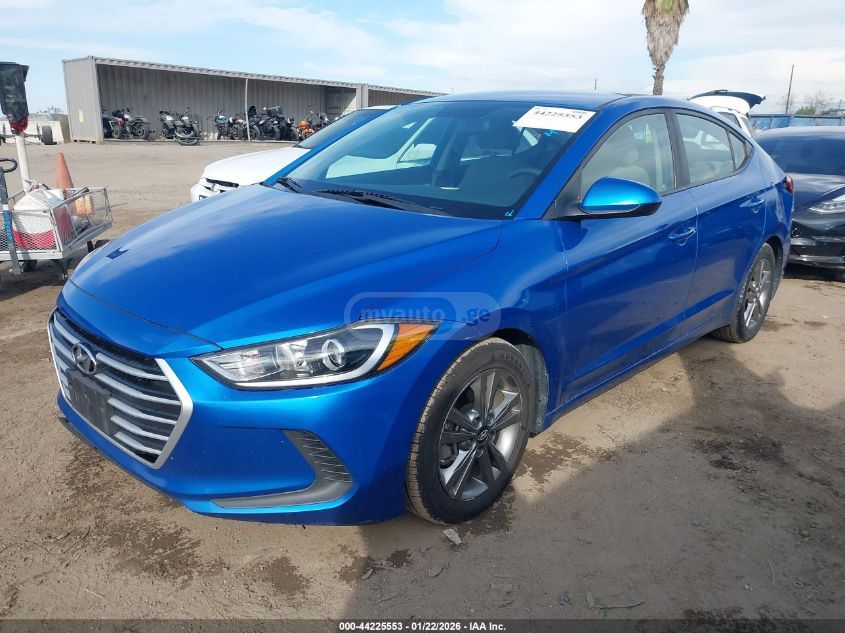 Hyundai Elantra 2017 — photo 2