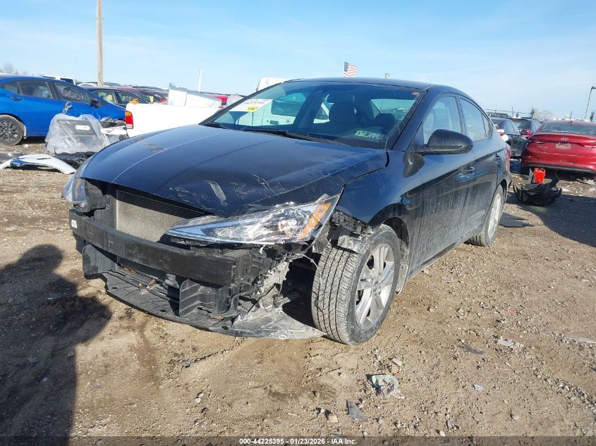 Hyundai Elantra 2019 — photo 2