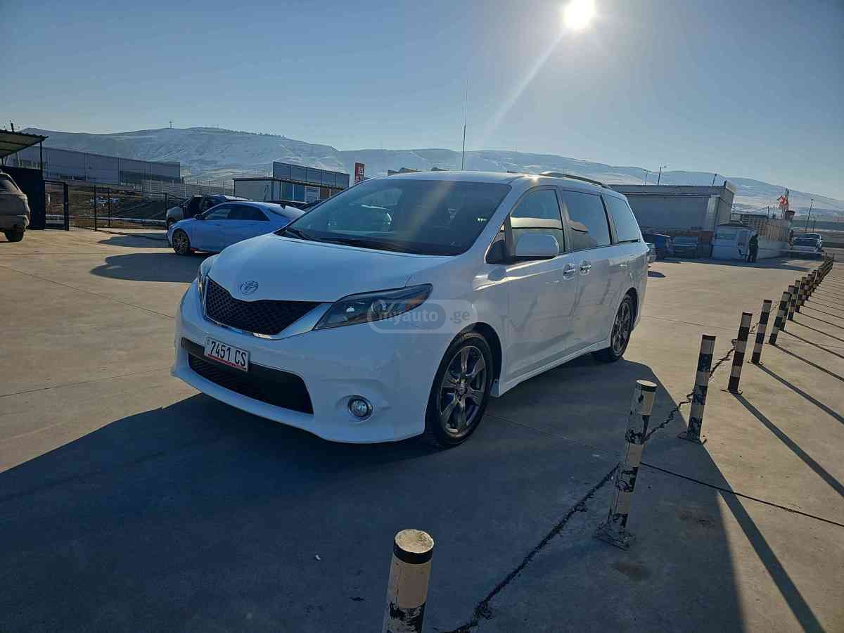 Toyota Sienna