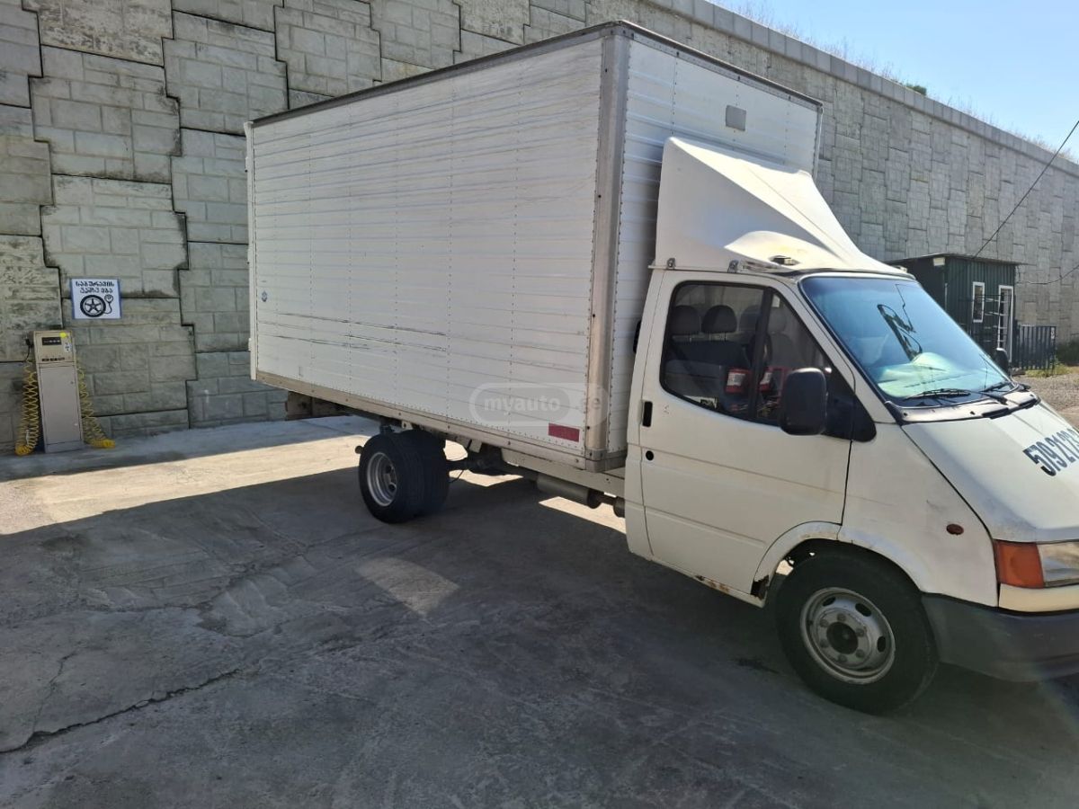 Ford Transit 1999 — photo 2