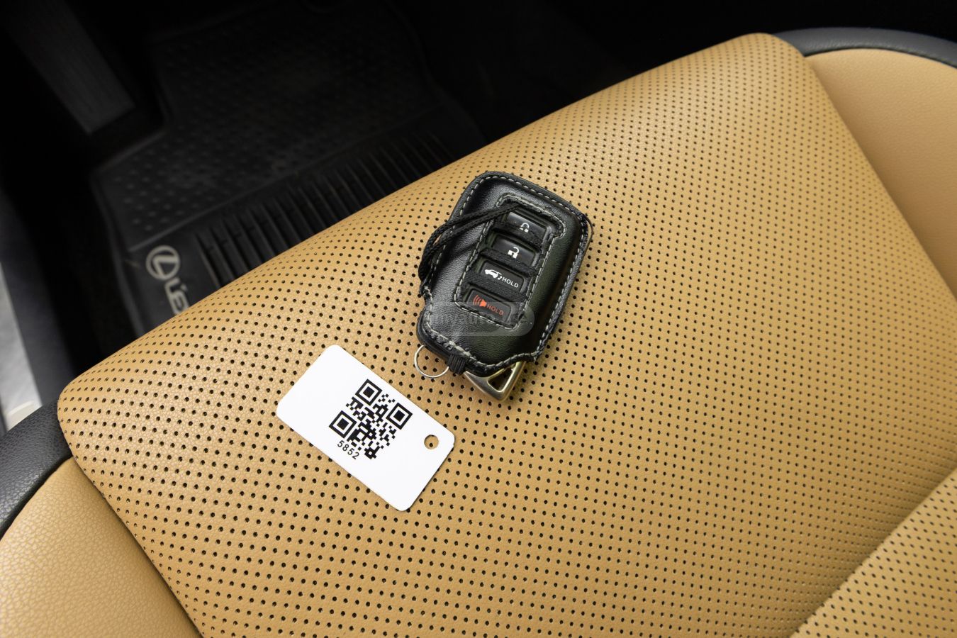 Lexus NX 200 2021 — photo 2