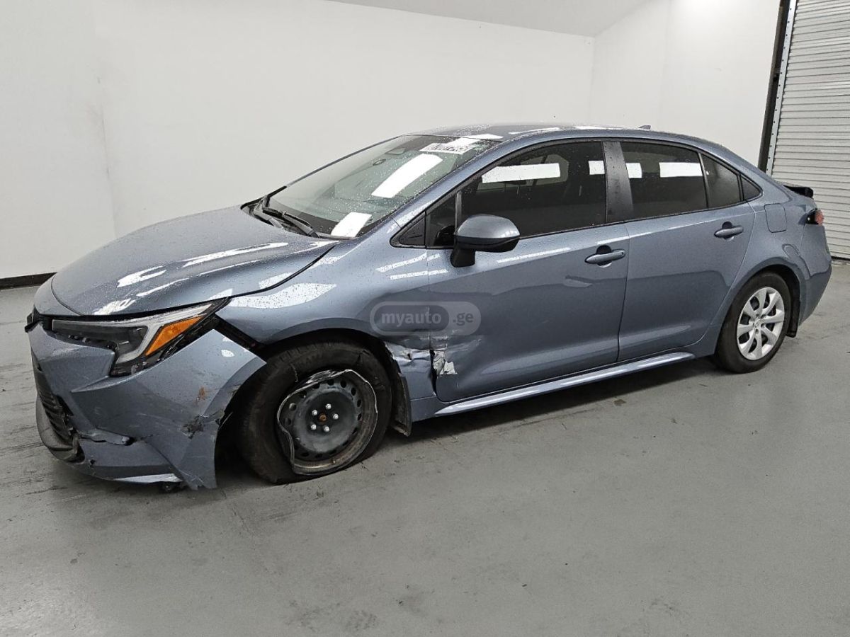 Toyota Corolla 2024 — photo 2