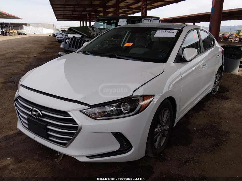 Hyundai Elantra 2017 — photo 2