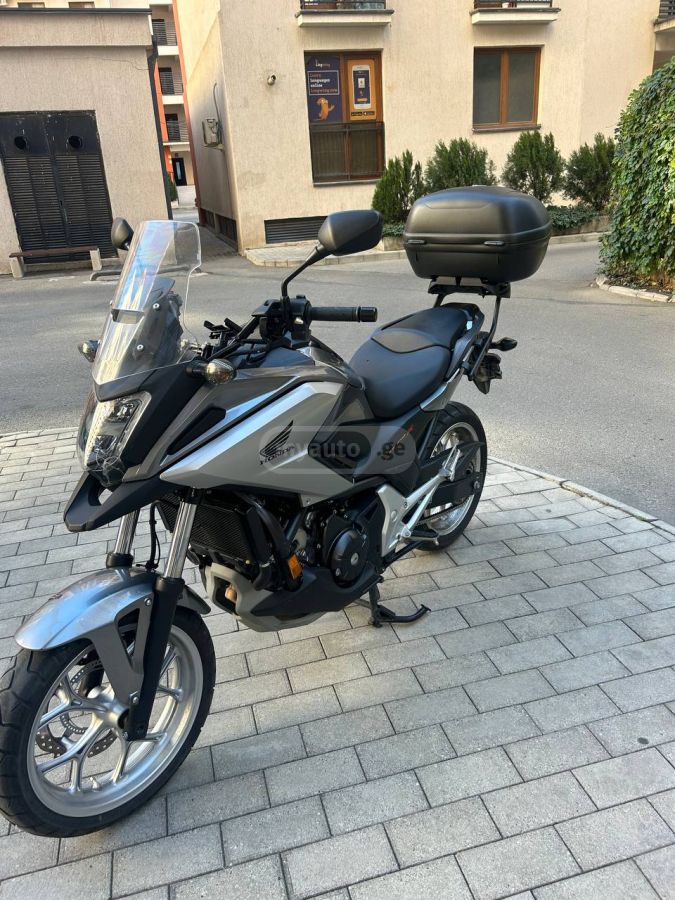 Honda NC 750 2017 — photo 2
