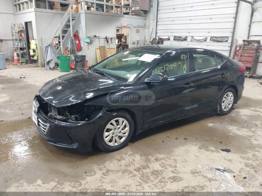 Hyundai Elantra 2018 — photo 2