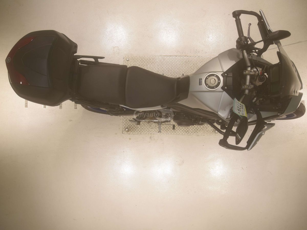 Yamaha MT-09 Tracer (FJ-09) 2015 — photo 2