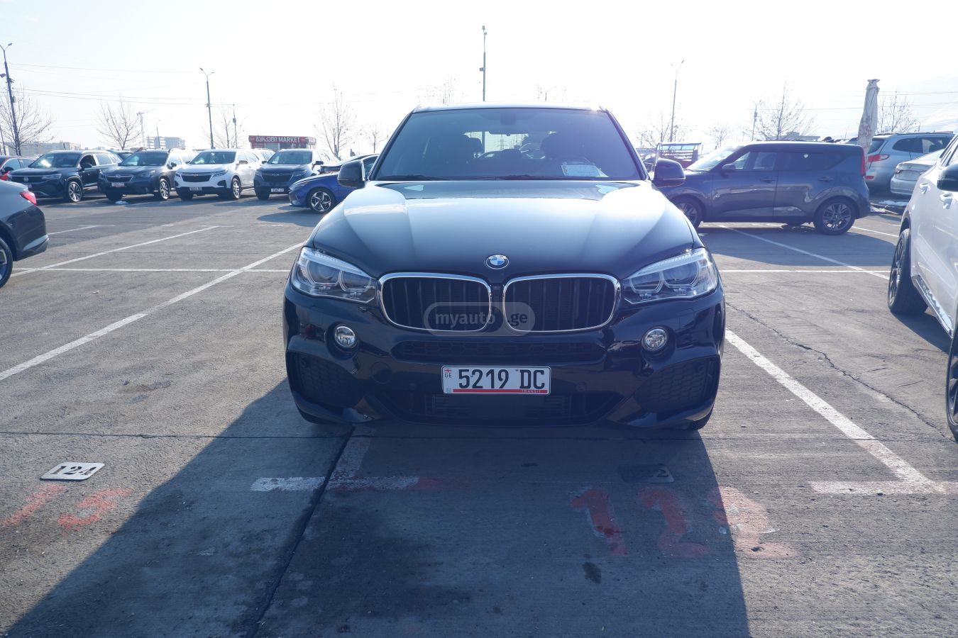 BMW X5 2017 — photo 2