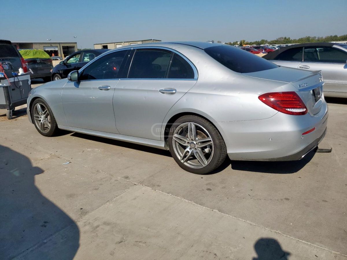 Mercedes-Benz E 300 2018 — photo 2