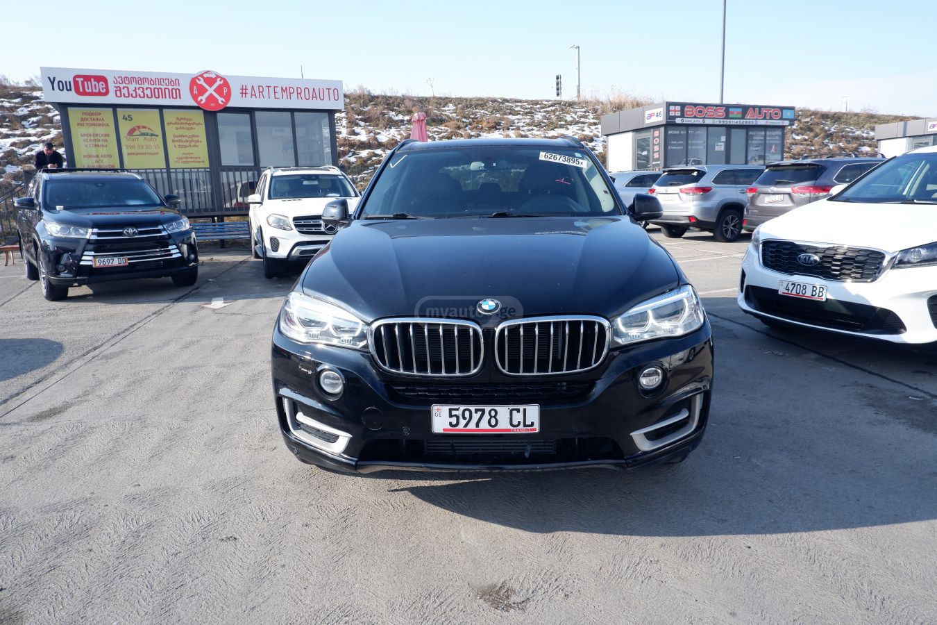 BMW X5 2016 — photo 2