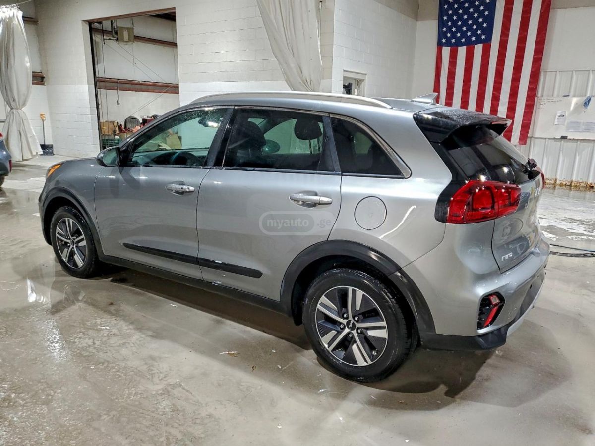 Kia Niro 2022 — photo 2
