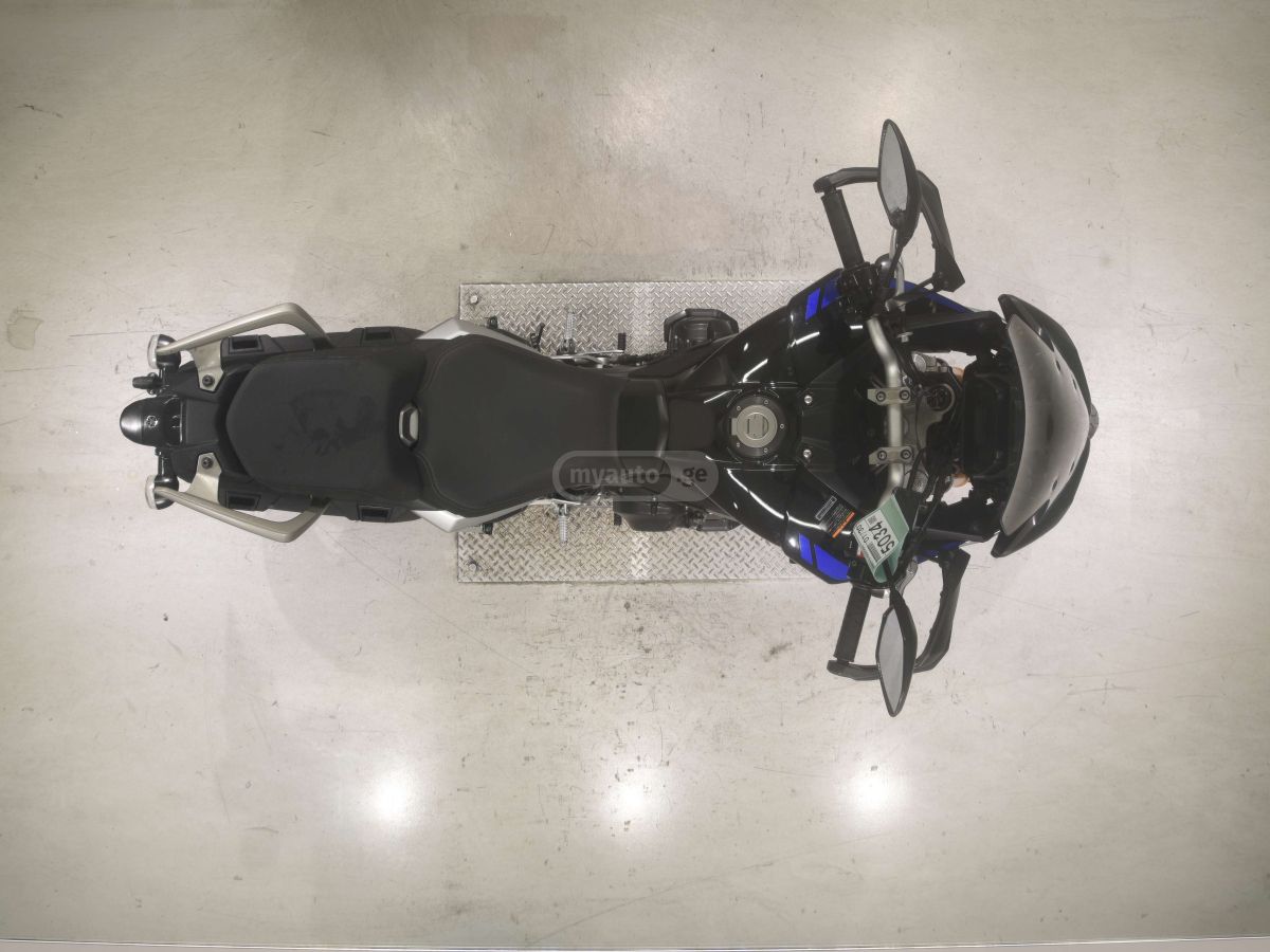 Yamaha MT-09 (FZ-09) 2020 — photo 2