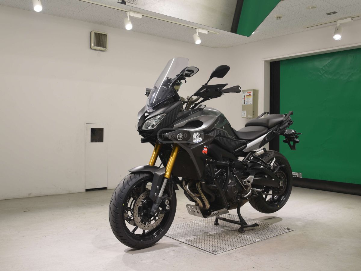 Yamaha MT-09 Tracer (FJ-09) 2016 — photo 2