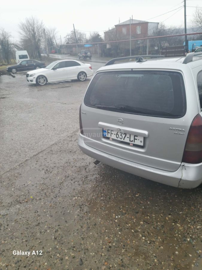 Opel Astra 1999 — photo 2