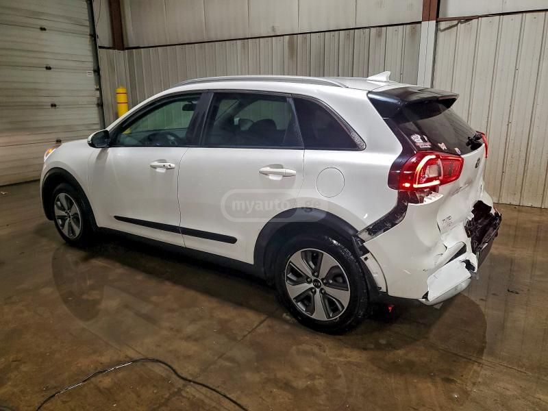 Kia Niro 2017 — photo 2
