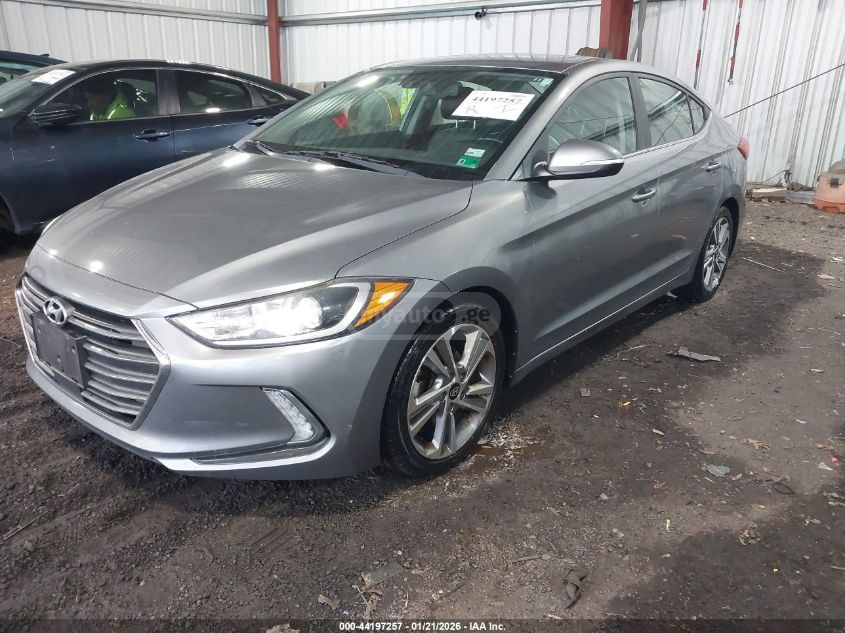 Hyundai Elantra 2018 — photo 2