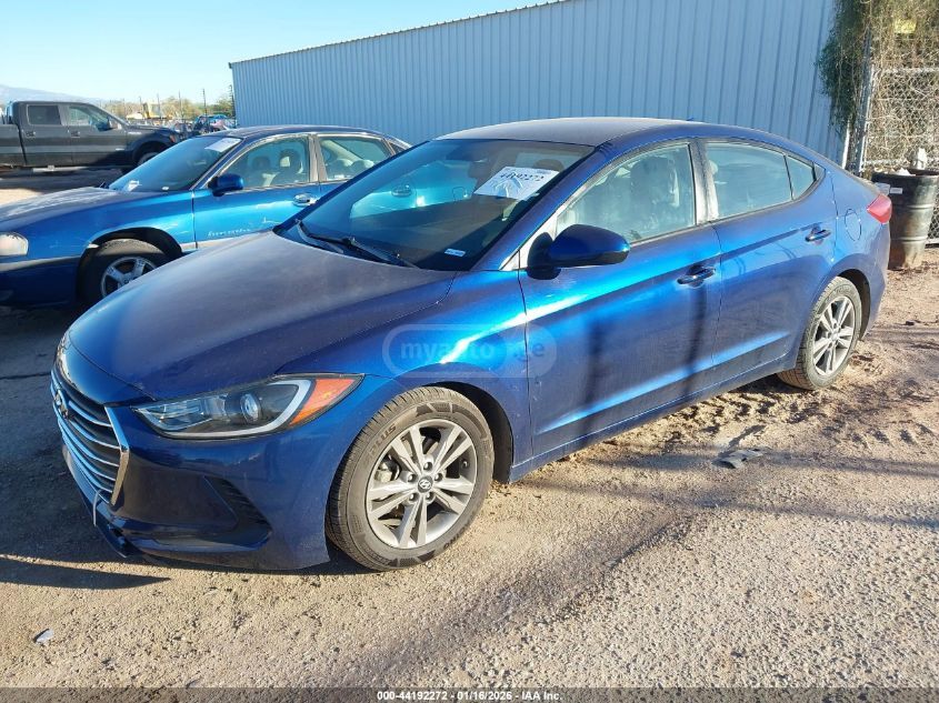 Hyundai Elantra 2018 — photo 2