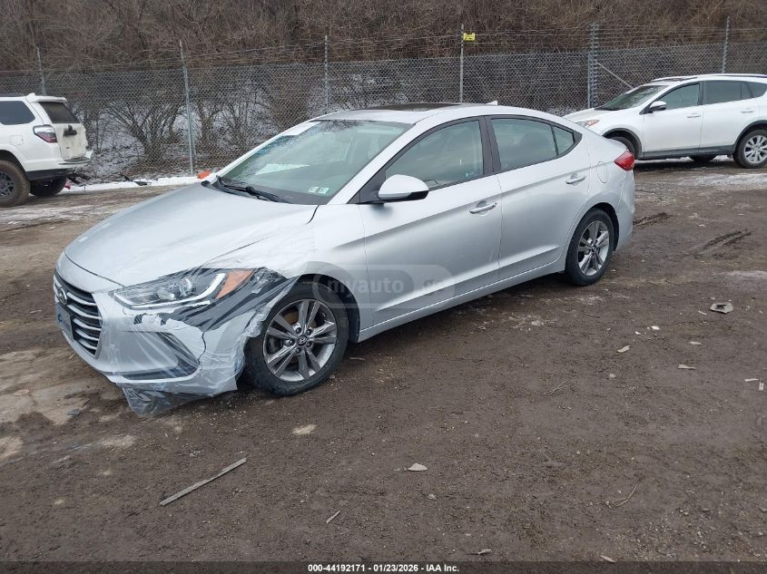 Hyundai Elantra 2017 — photo 2