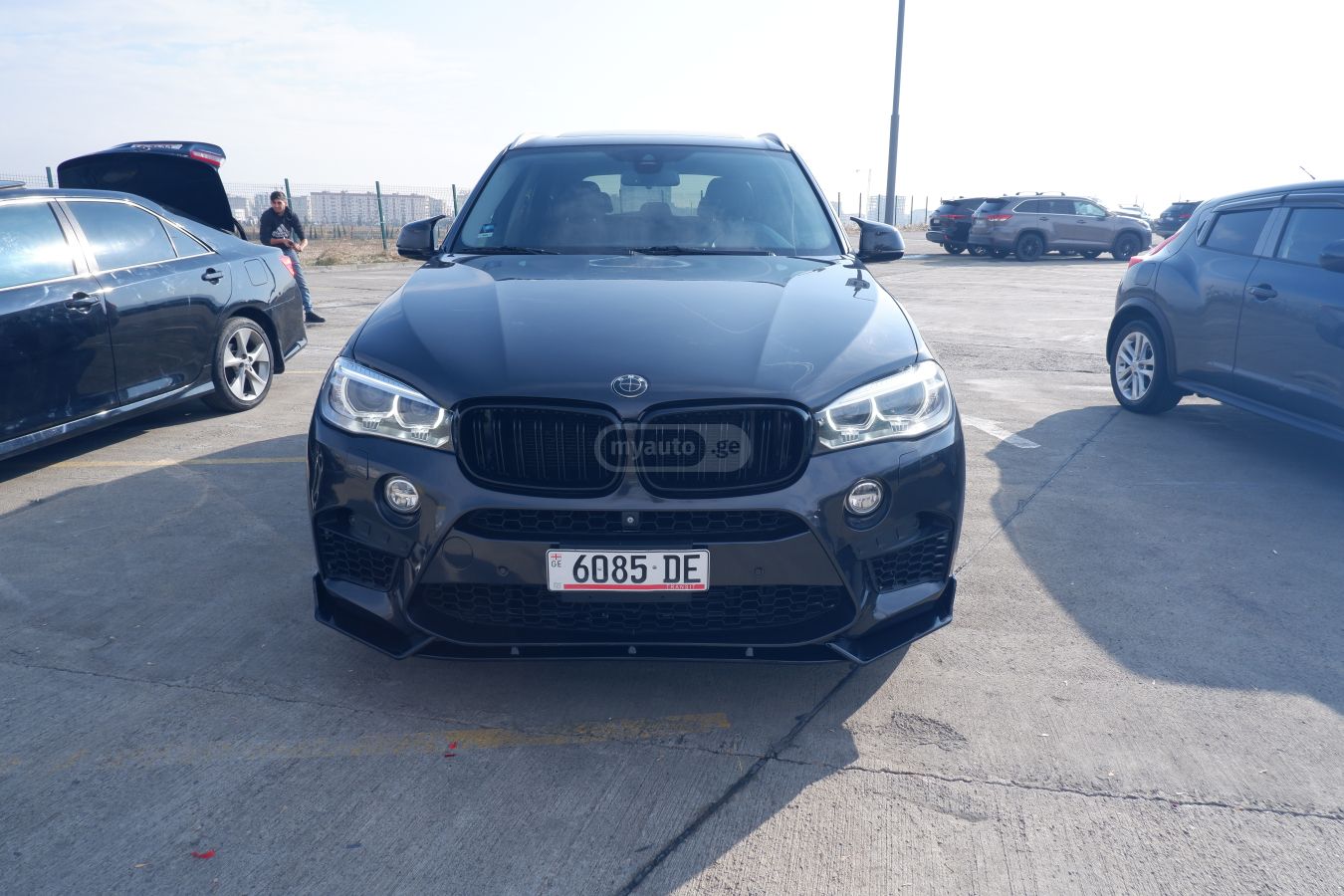 BMW X5 2015 — photo 2