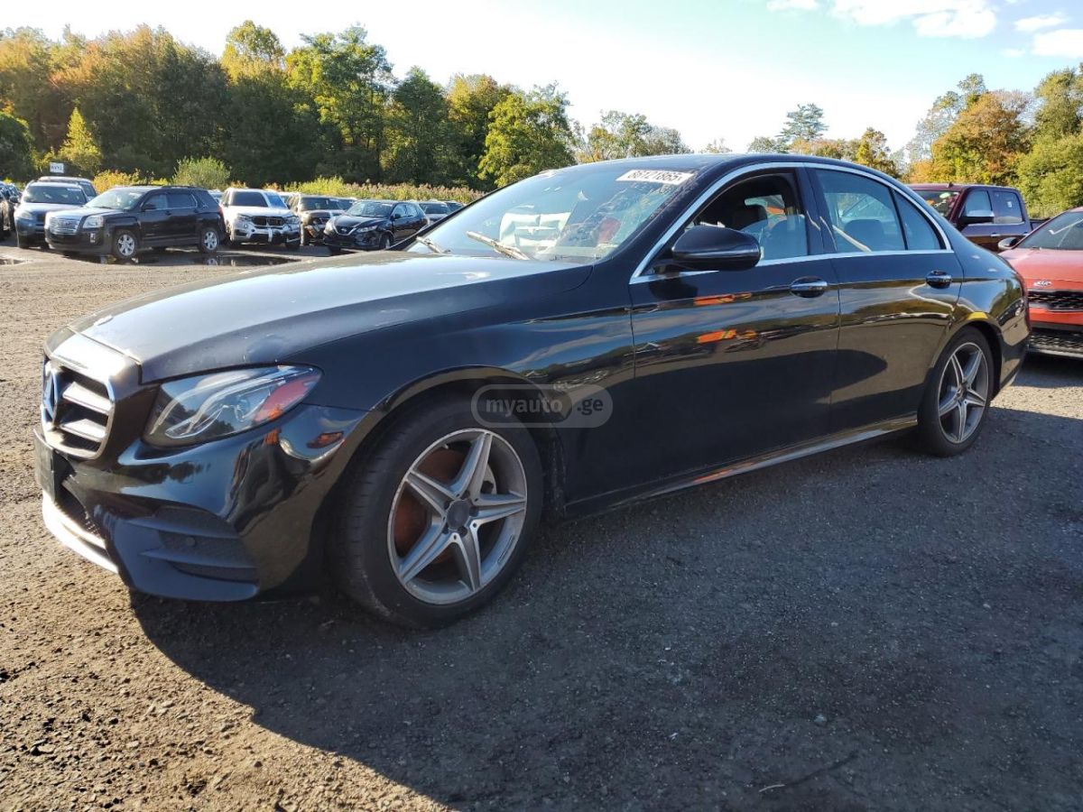 Mercedes-Benz E 300