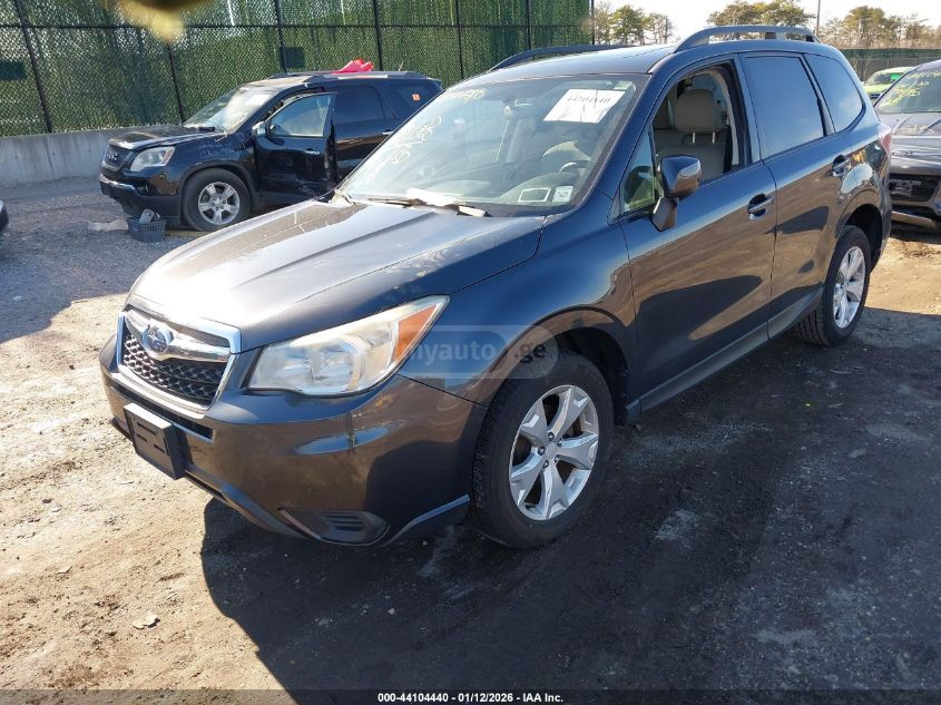 Subaru Forester 2015 — photo 2