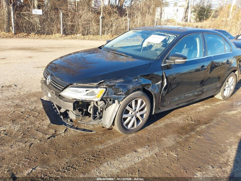 Volkswagen Jetta 2014 — photo 2