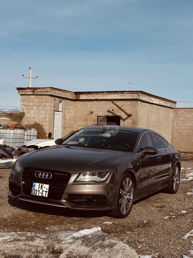 Audi A7 2014 — photo 2