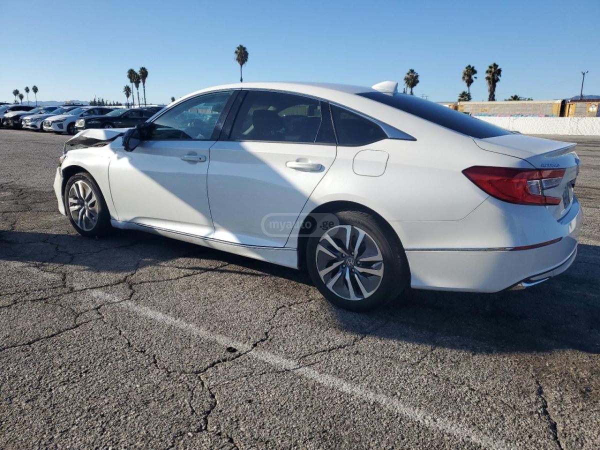 Honda Accord 2020 — photo 2