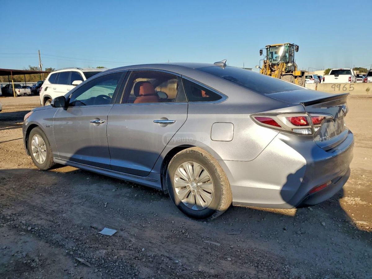 Hyundai Sonata 2016 — photo 2