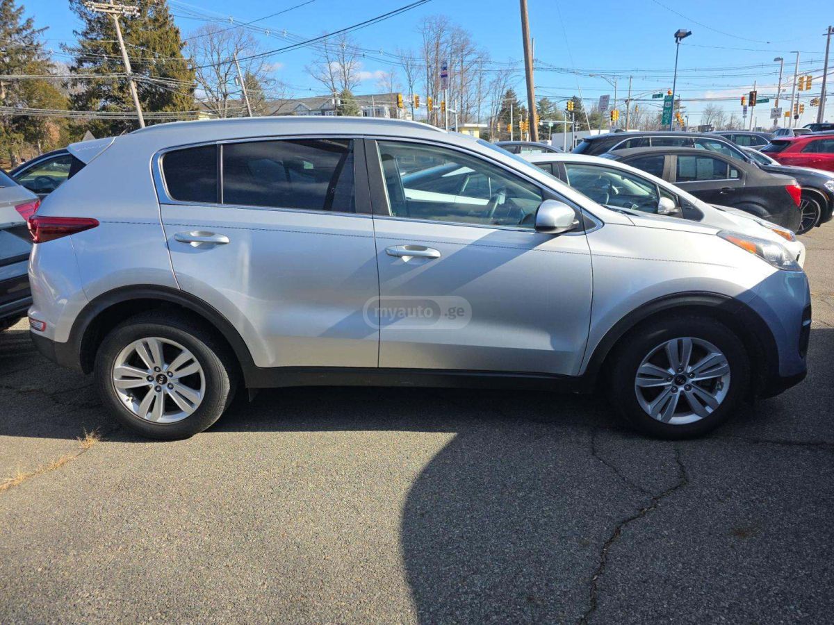 Kia Sportage 2018 — photo 2