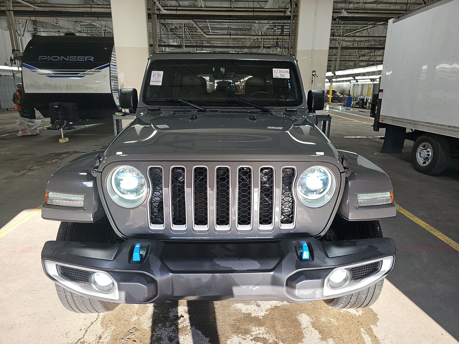 Jeep Wrangler 2023 — photo 2